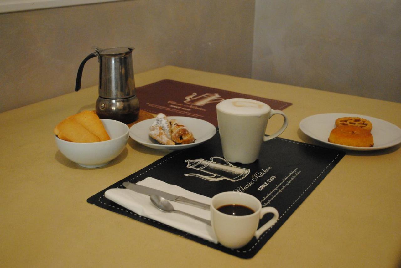 Lombardo Bed and Breakfast Rome Buitenkant foto
