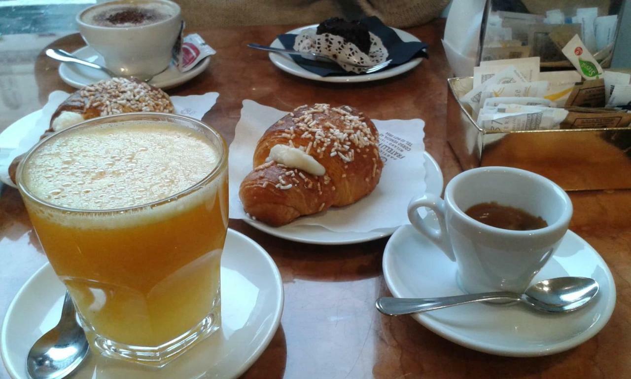 Lombardo Bed and Breakfast Rome Buitenkant foto